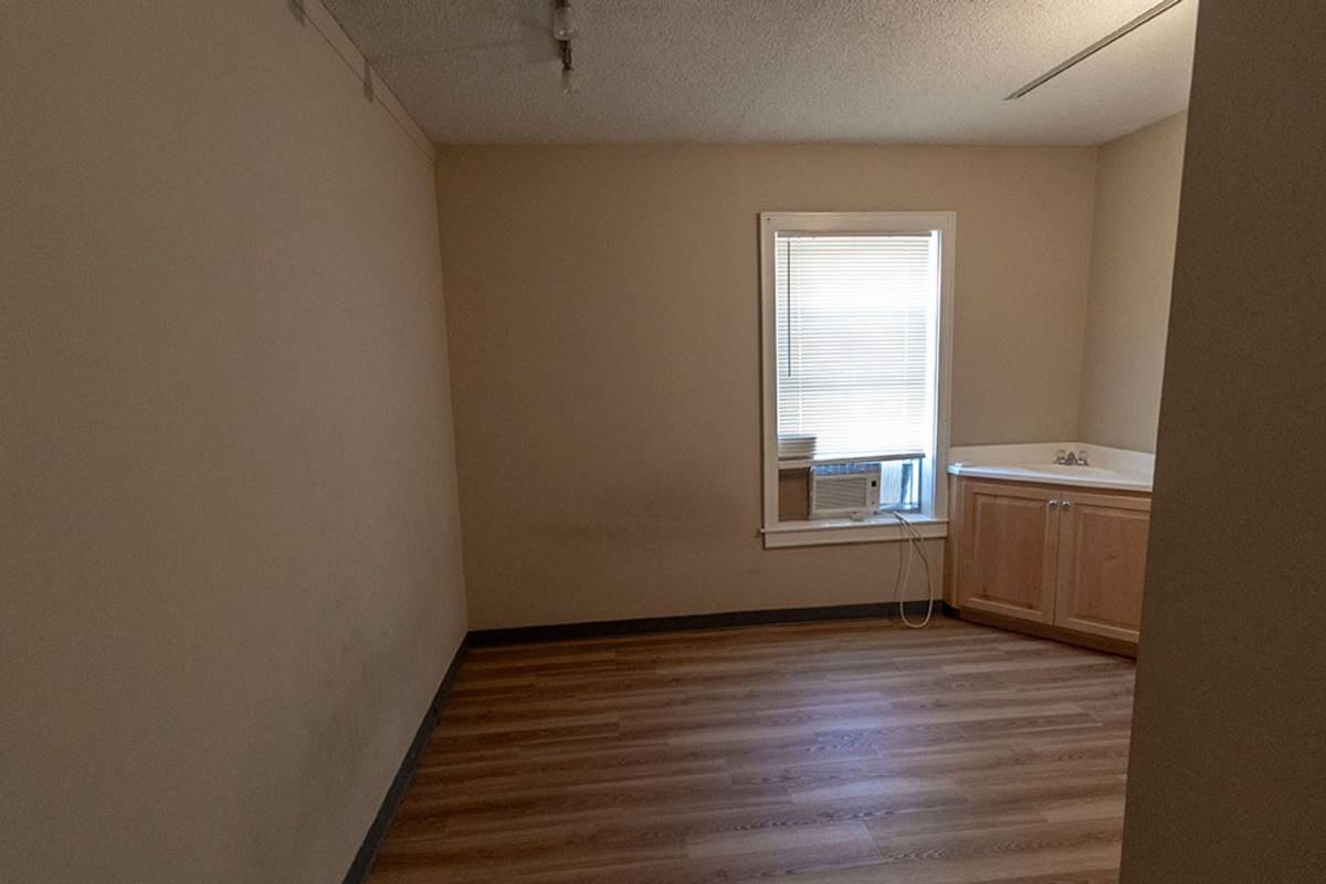Apartment for rent at 1110 E Broadway - B, Columbia, MO 65201