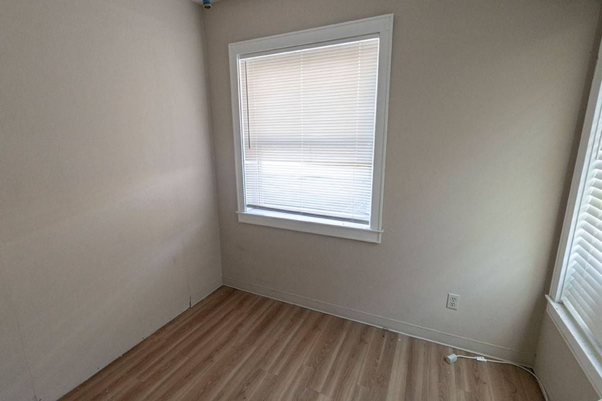 Apartment for rent at 1110 E Broadway - B, Columbia, MO 65201