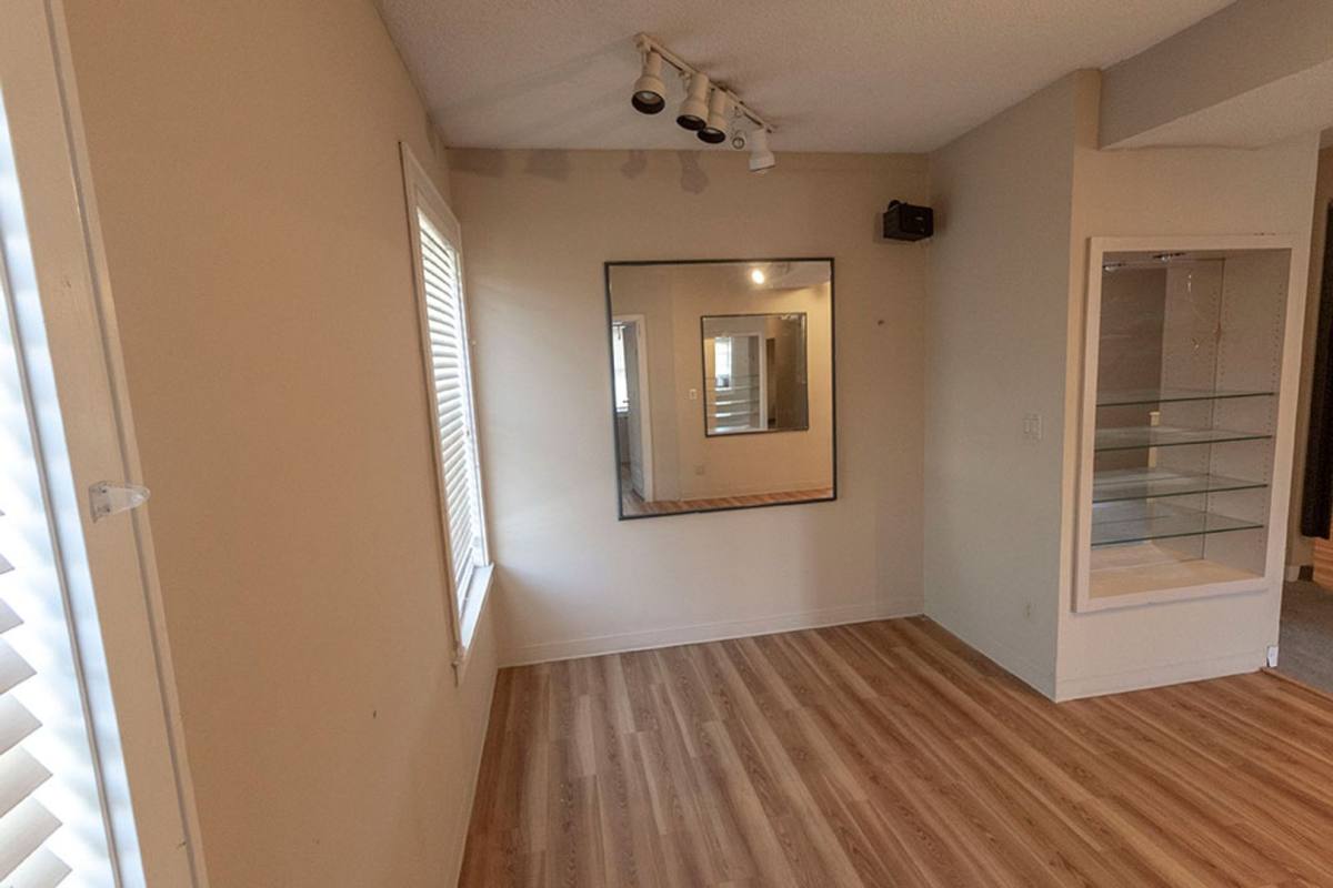 Apartment for rent at 1110 E Broadway - B, Columbia, MO 65201