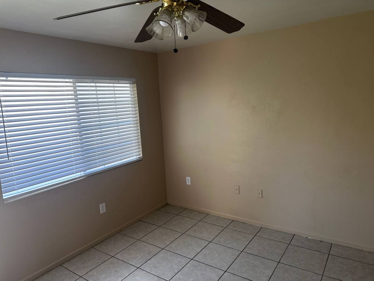 Apartment for rent at 306 Woodrow Ave, Bakersfield, CA 93308