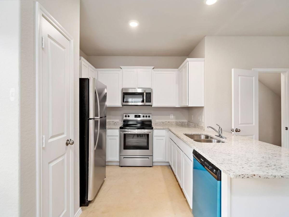 Townhouse for rent at 6230 Eddie Way #2, San Antonio, TX 78244