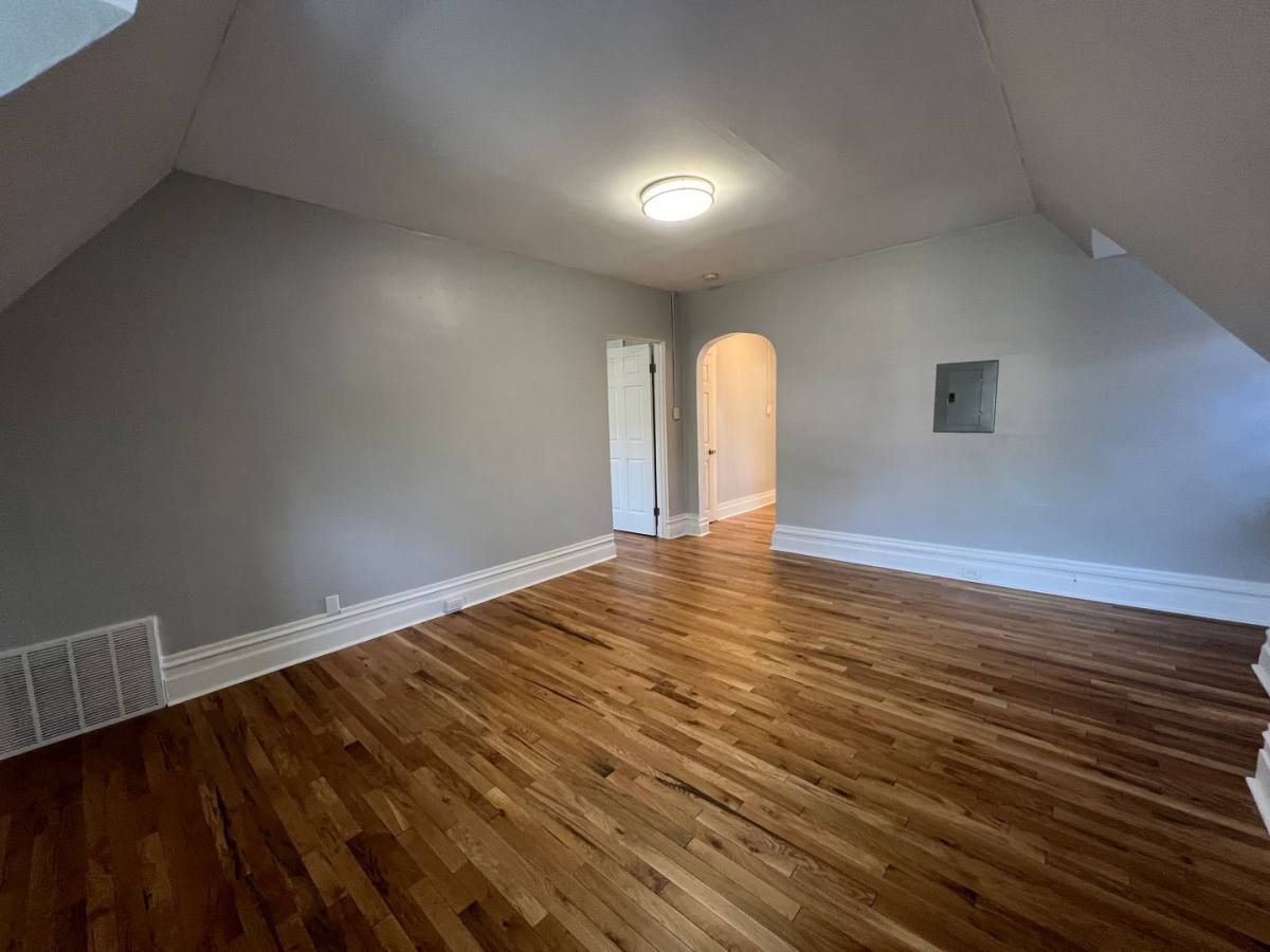 Apartment for rent at 347 S Fairmount St, Pittsburgh, PA 15232