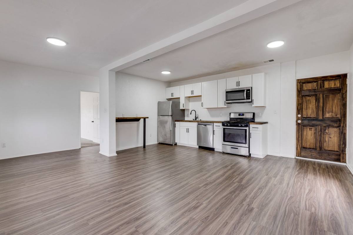 Apartment for rent at 600 E Warrington Ave #2, Pittsburgh, PA 15210