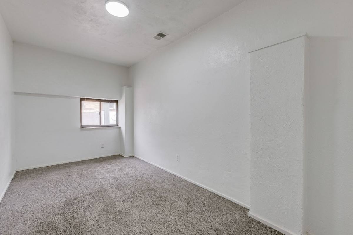 Apartment for rent at 600 E Warrington Ave #2, Pittsburgh, PA 15210