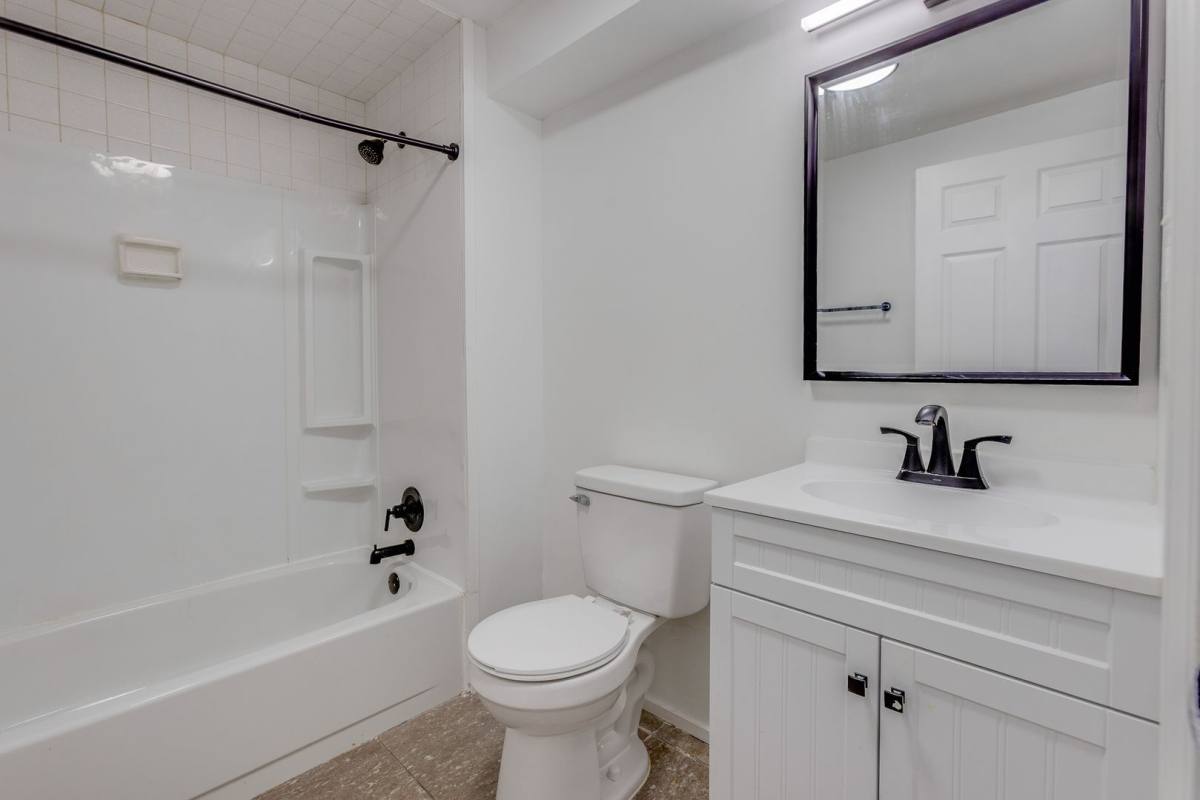 Apartment for rent at 600 E Warrington Ave #2, Pittsburgh, PA 15210
