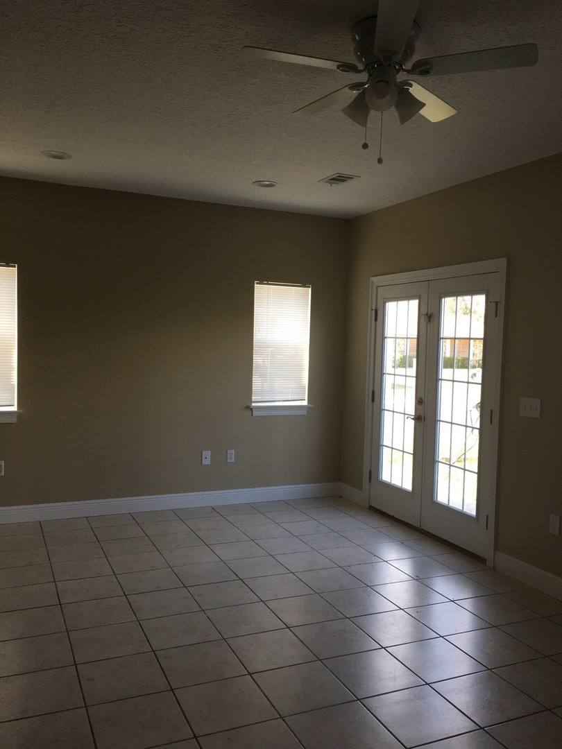 Townhouse for rent at 7009 Edwardian Court, Panama City, FL 32404