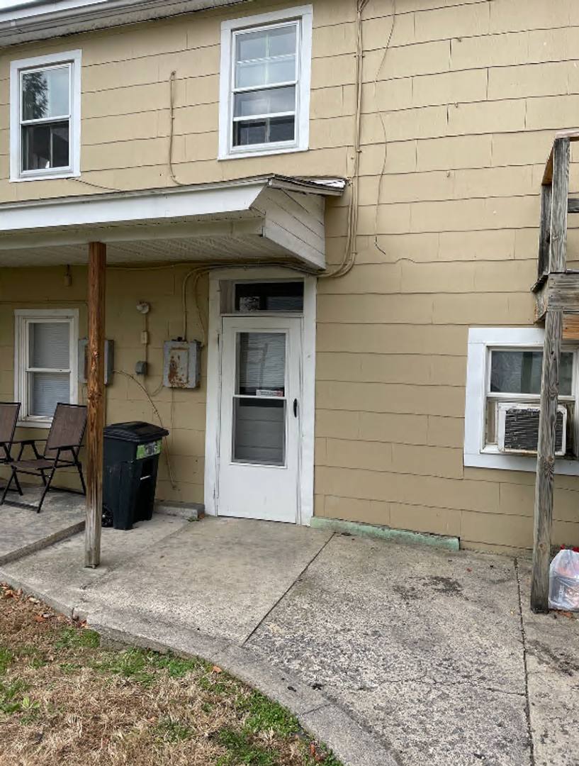 Apartment for rent at 105 S Church St, Waynesboro, PA 17268