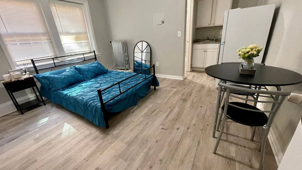 Apartment for rent at 11118 Clifton Blv, Cleveland, OH 44102