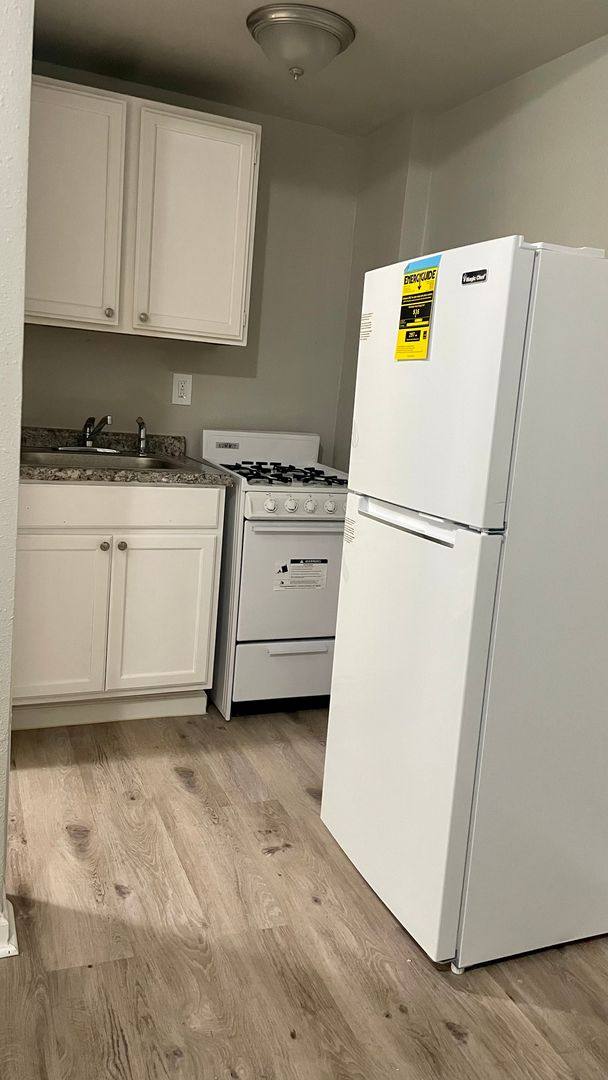 Apartment for rent at 11118 Clifton Blv, Cleveland, OH 44102