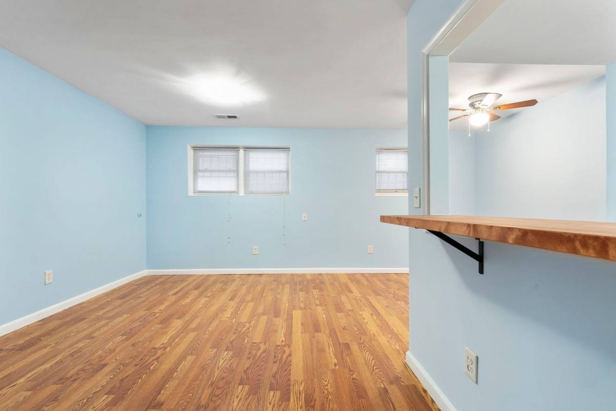 Condo for rent at 429 Kenyon St NW, Washington, DC 20010