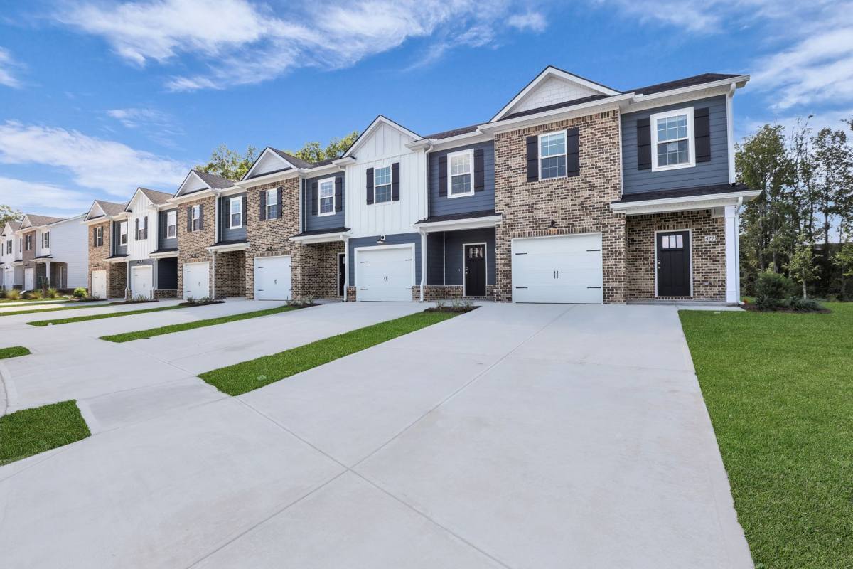 Townhouse for rent at 474 Sandbar Lane, Statesboro, GA 30461
