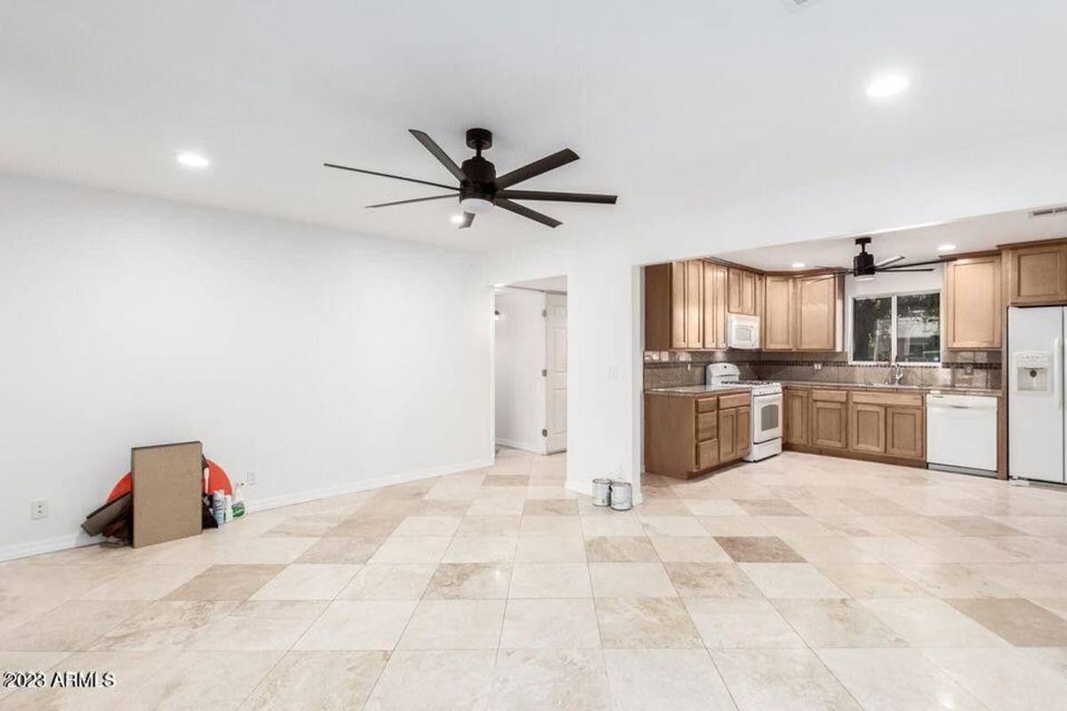 House for rent at 7544 E Kimsey Lane, Scottsdale, AZ 85257