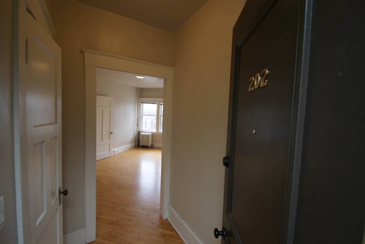 Apartment for rent at Webster, 629 St Helens Ave, Tacoma, WA 98402