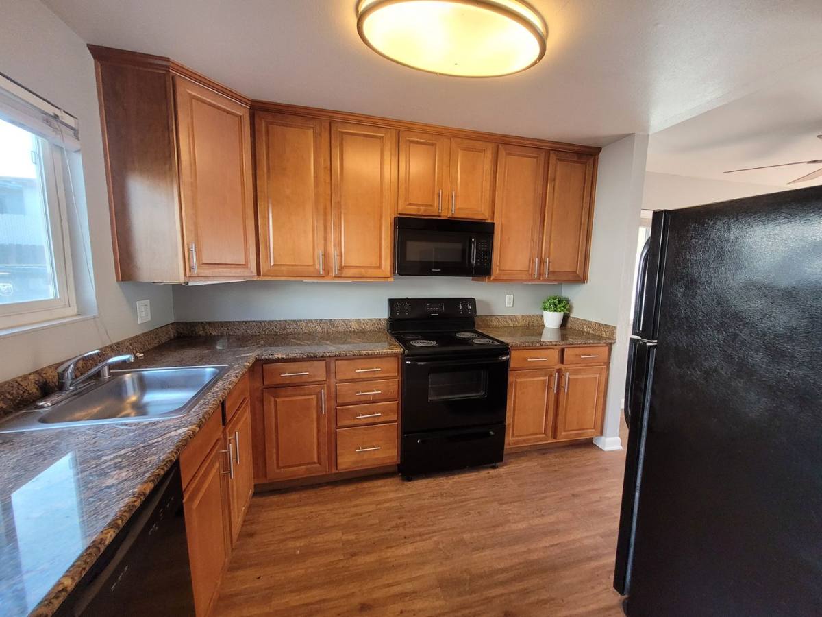 Apartment for rent at 22242-22258 N 6th St, Castro Valley, CA 94546