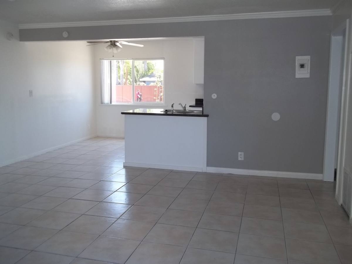 Apartment for rent at 1846 Placentia Ave, Costa Mesa, CA 92627