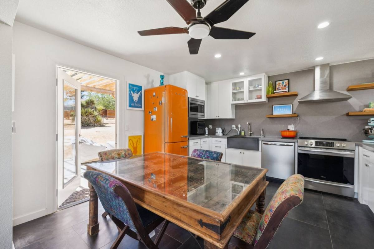 House for rent at 61381 Alta Mura Dr, Twentynine Palms, CA 92277