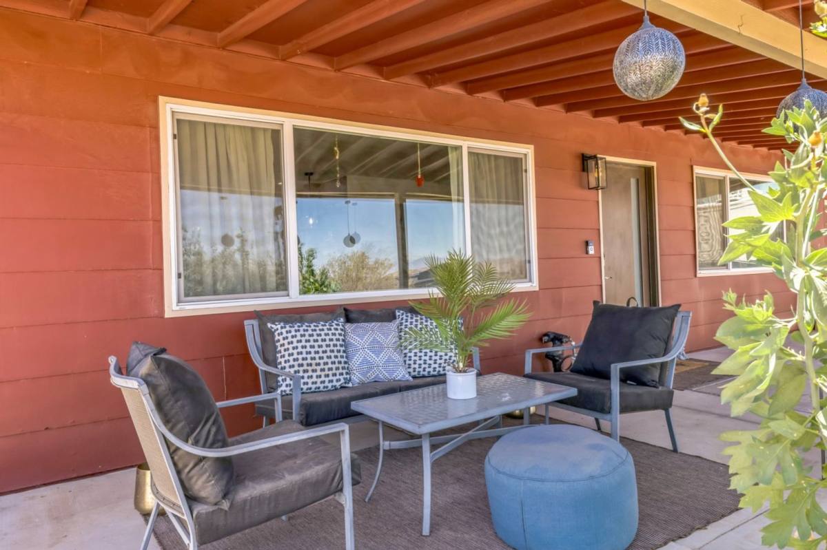 House for rent at 61381 Alta Mura Dr, Twentynine Palms, CA 92277