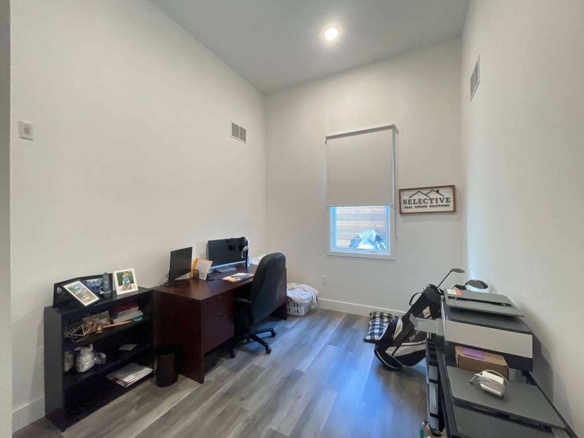 Apartment for rent at 2559 Amber St, Philadelphia, PA 19125