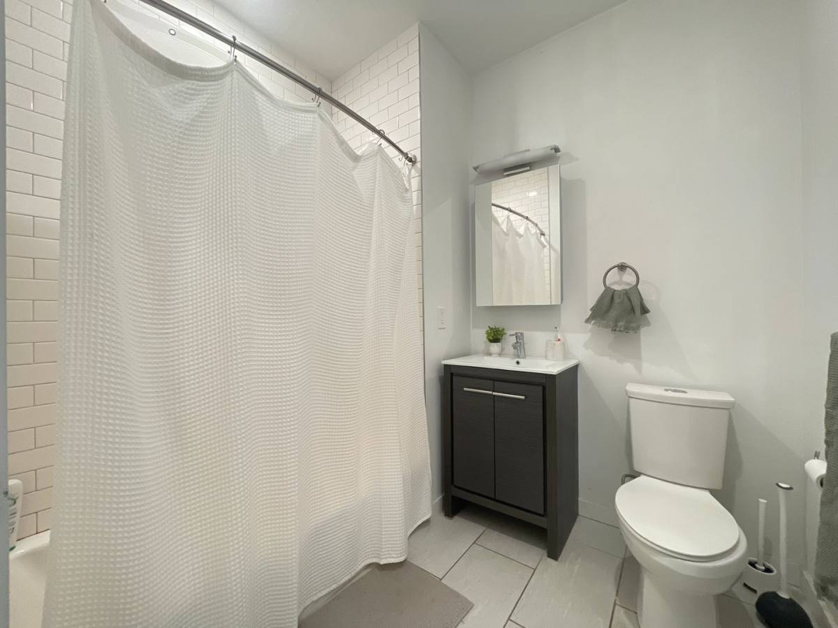 Apartment for rent at 2559 Amber St, Philadelphia, PA 19125