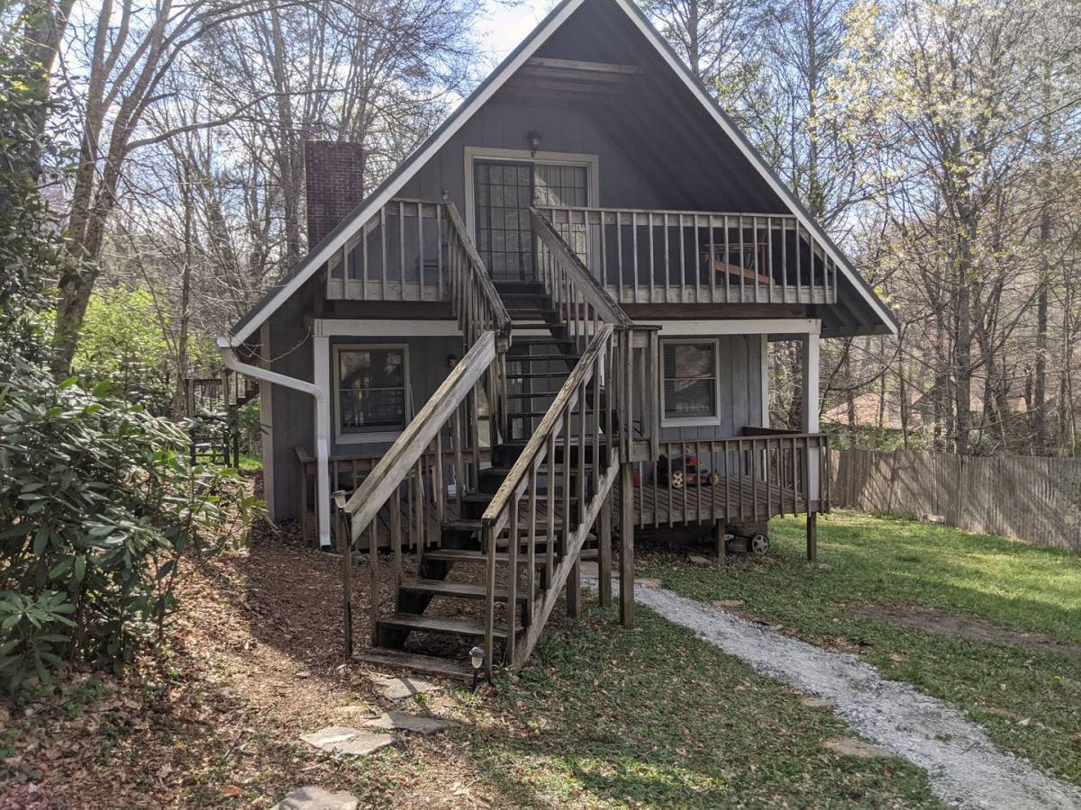 Apartment for rent at 1130 Stoney Brook Lane, Boone, NC 28607