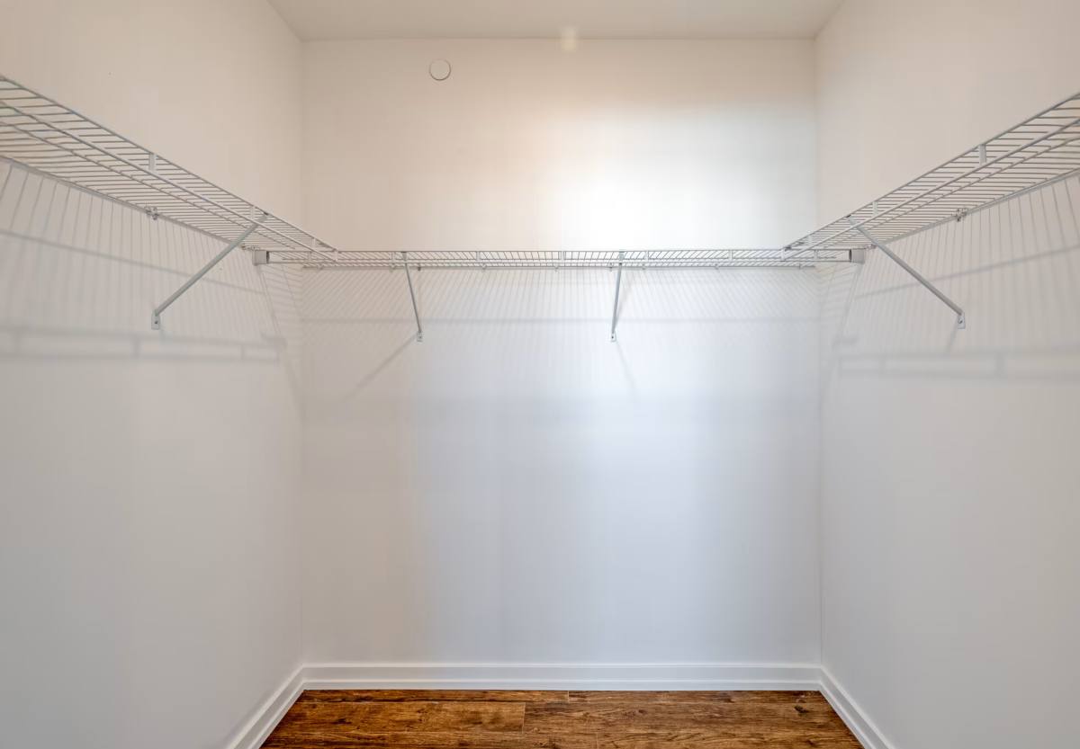 Apartment for rent at 35 Spring St, Wallington, NJ 07057