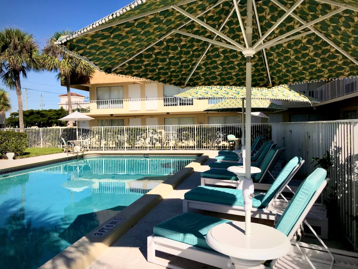 Apartment for rent at 4850 NE 5th Ave, Boca Raton, FL 33431