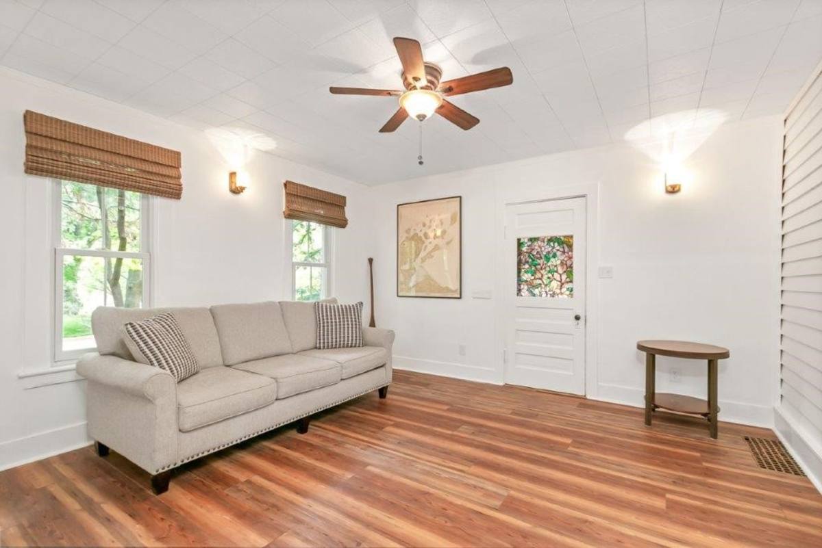 House for rent at 1800 Poyntz Ave, Manhattan, KS 66502