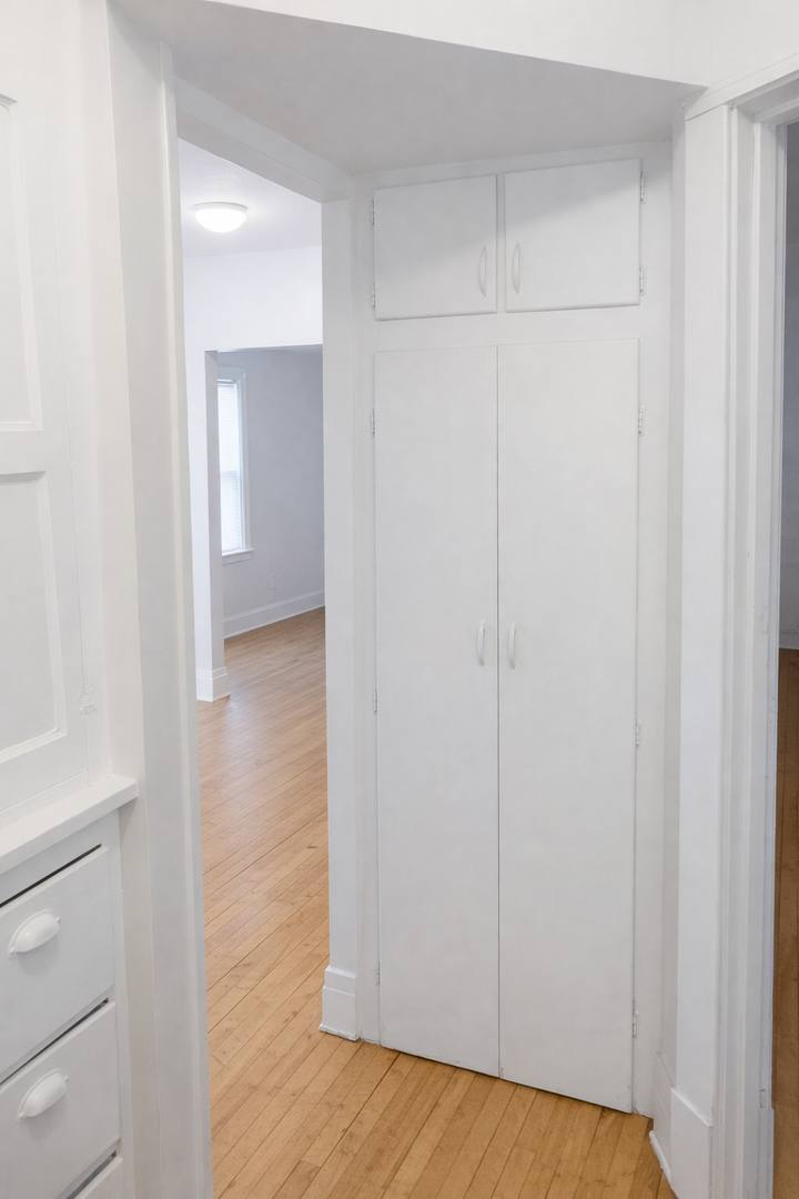 Apartment for rent at 808-810 University Ave SE, Minneapolis, MN 55414