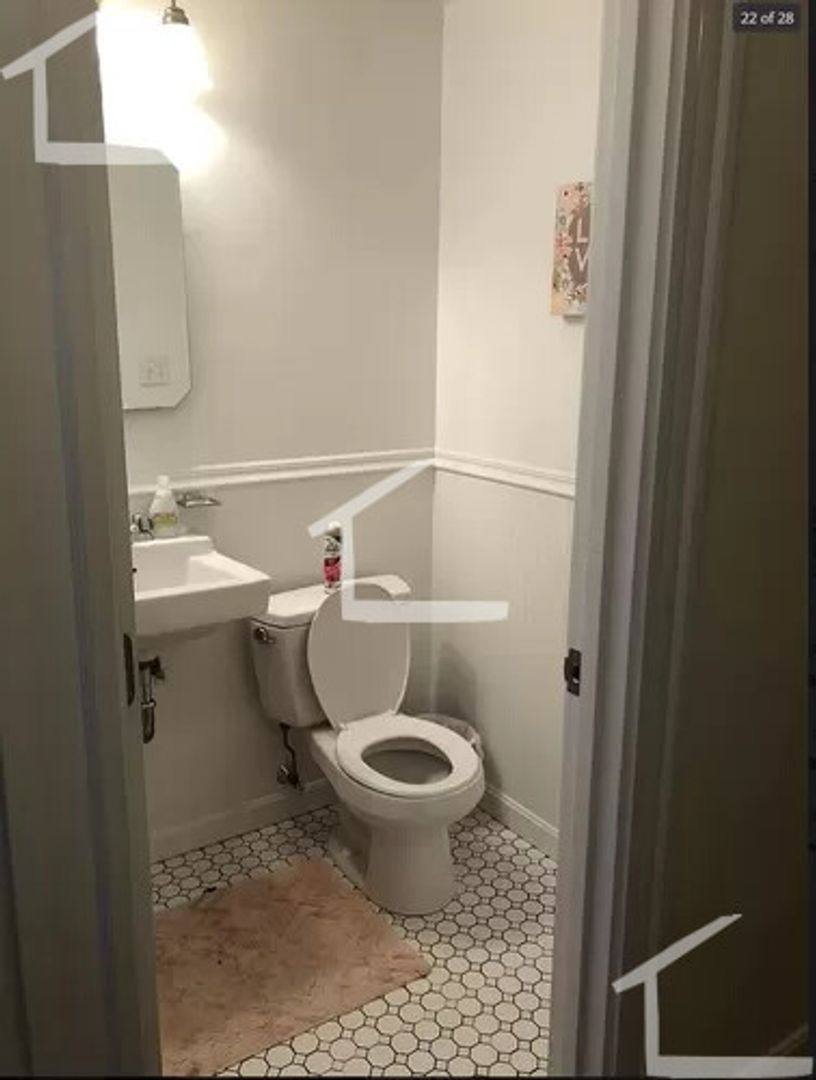 Apartment for rent at 1942 Beacon St #8, Brighton, MA 02135