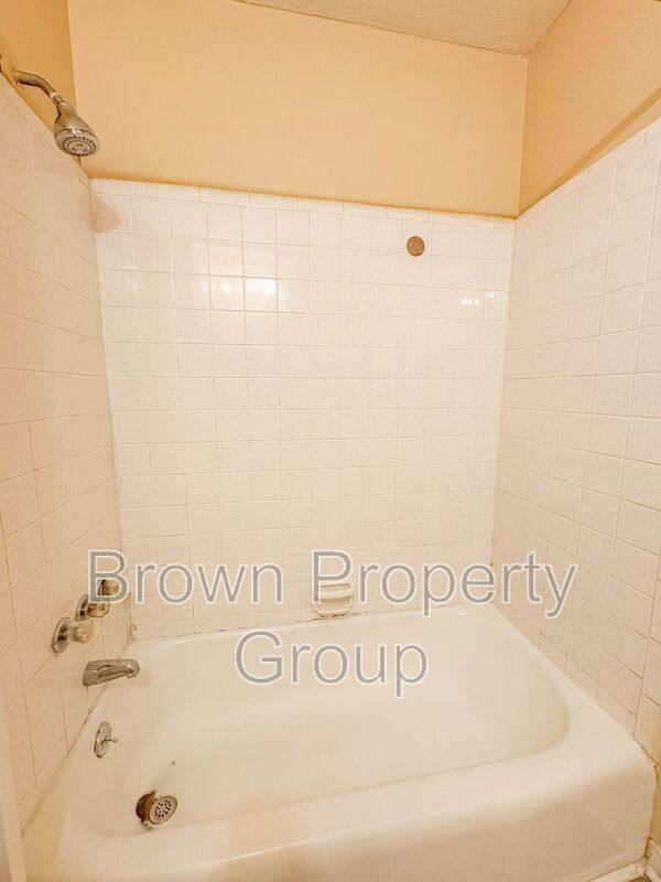 Townhouse for rent at 2310 Barrington Circle, Fayetteville, NC 28303