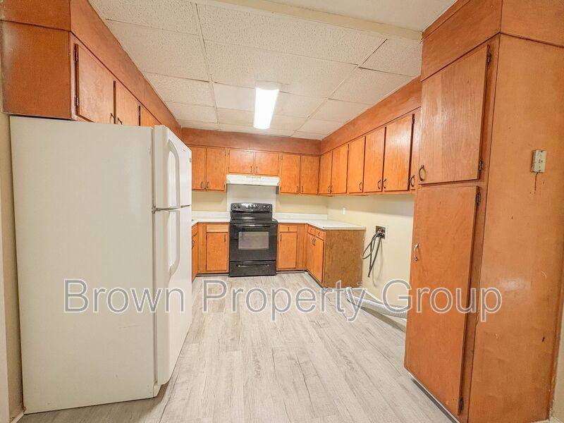 Townhouse for rent at 2310 Barrington Circle, Fayetteville, NC 28303