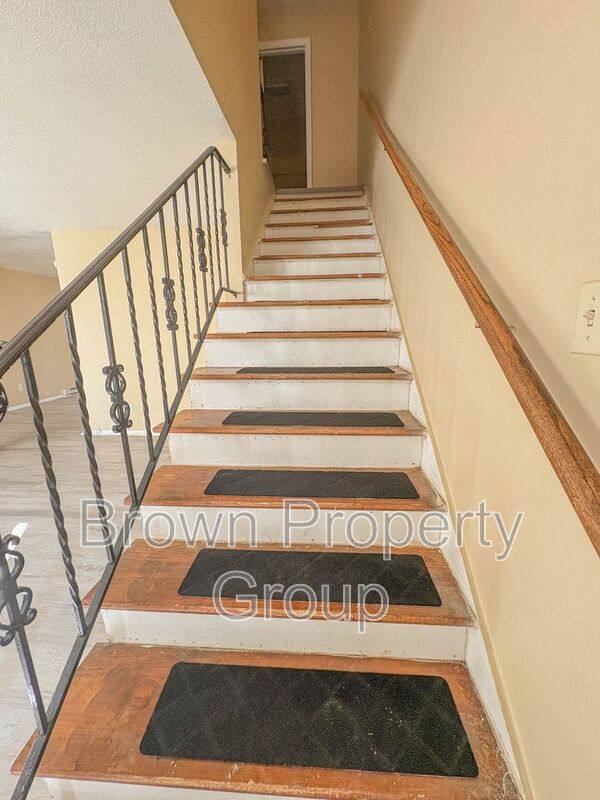 Townhouse for rent at 2310 Barrington Circle, Fayetteville, NC 28303