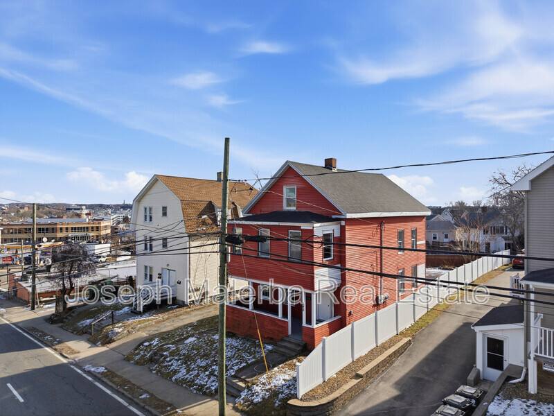 Apartment for rent at 848 Bank St - 1st Floor, New London, CT 06320
