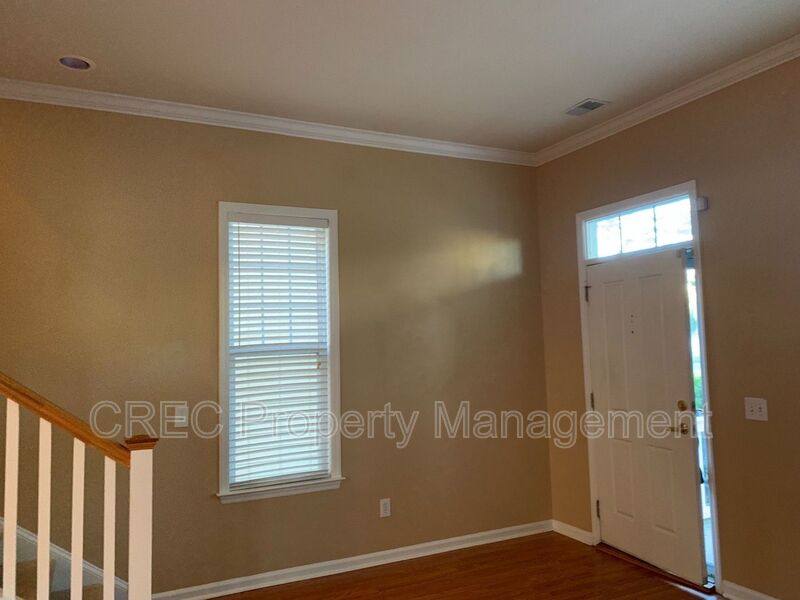 House for rent at 105 Barberry St, Summerville, SC 29483