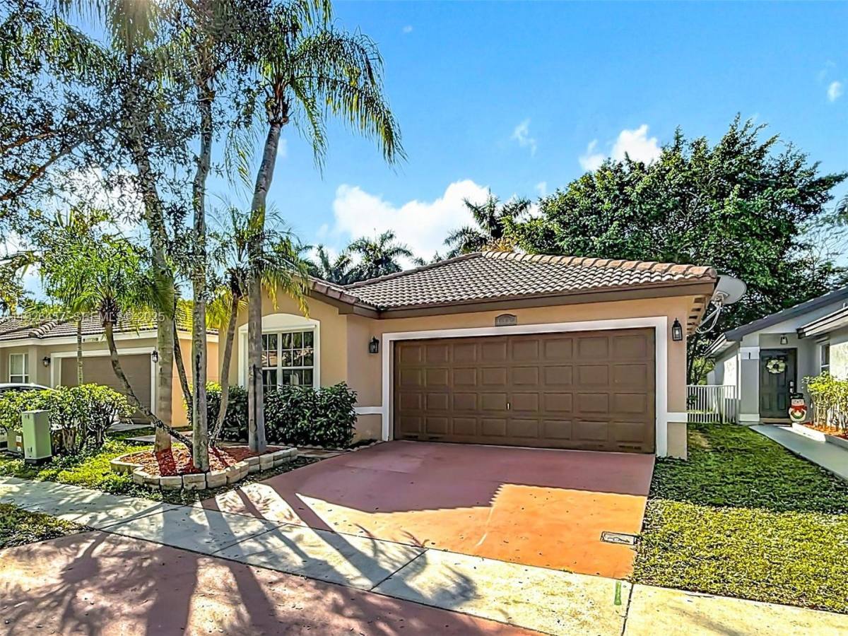 House for rent at 17738 SW 20th St, Hollywood, FL 33029