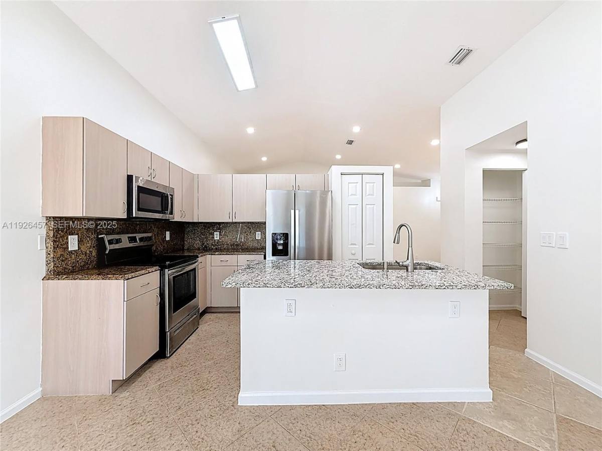 House for rent at 17738 SW 20th St, Hollywood, FL 33029
