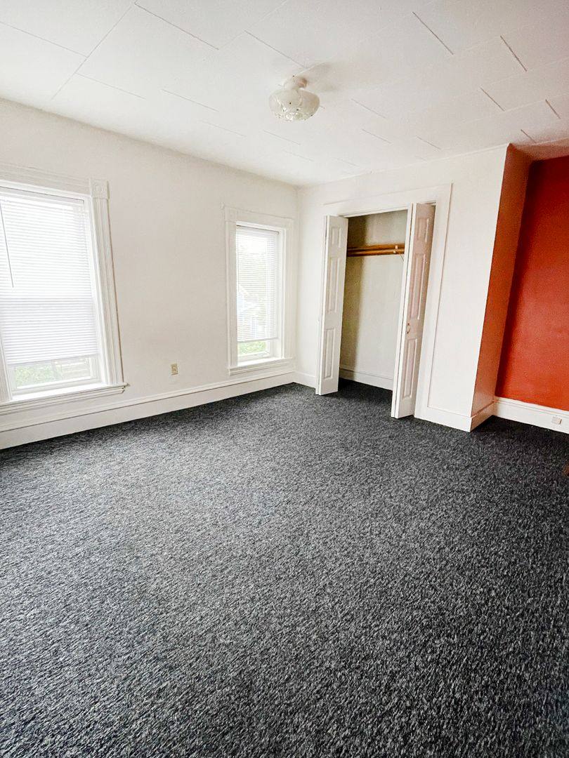 Apartment for rent at 273 N St, Burlington, VT 05401