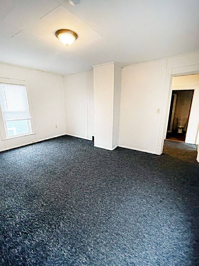 Apartment for rent at 273 N St, Burlington, VT 05401
