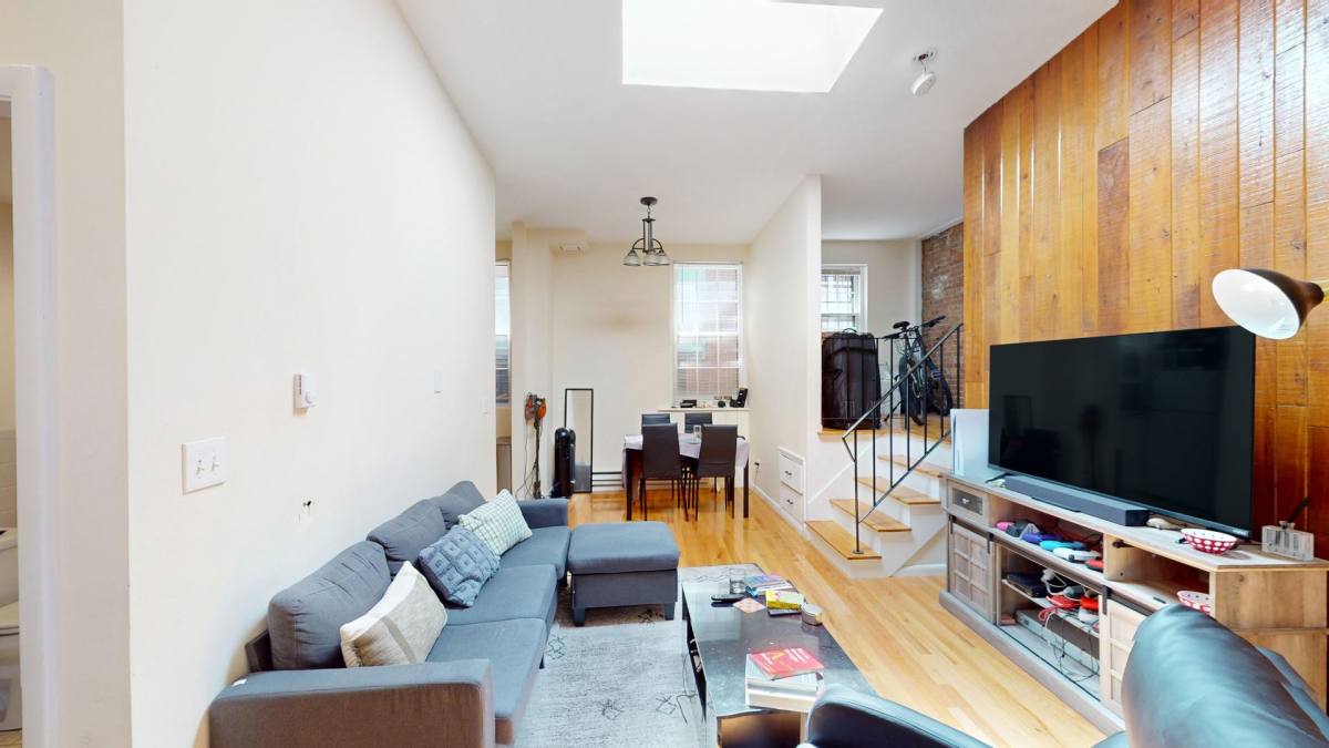 Apartment for rent at 281 Marlborough #H, Boston, MA 02116