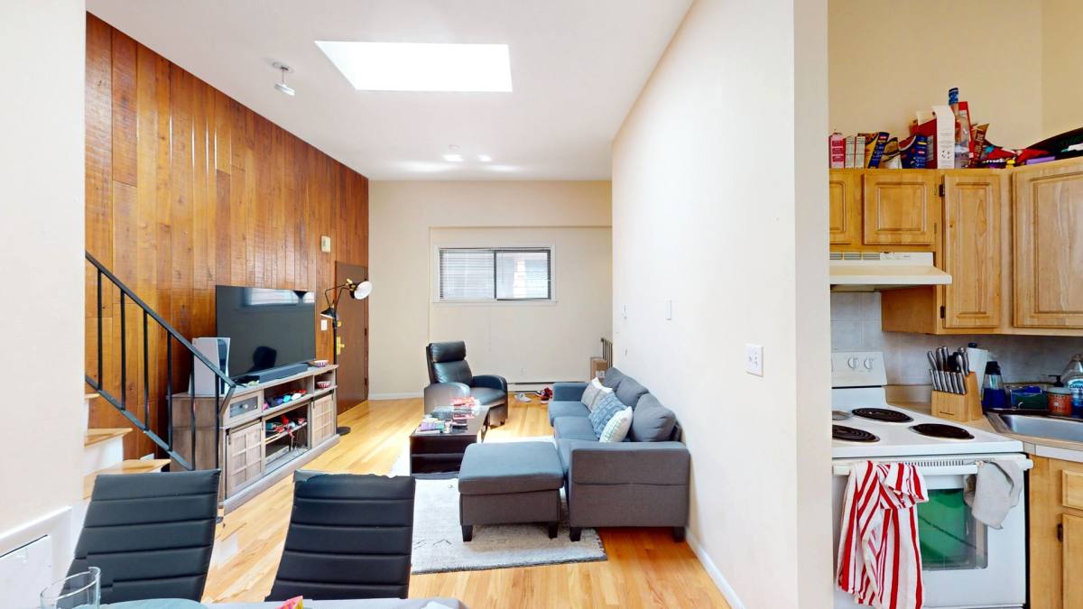 Apartment for rent at 281 Marlborough #H, Boston, MA 02116