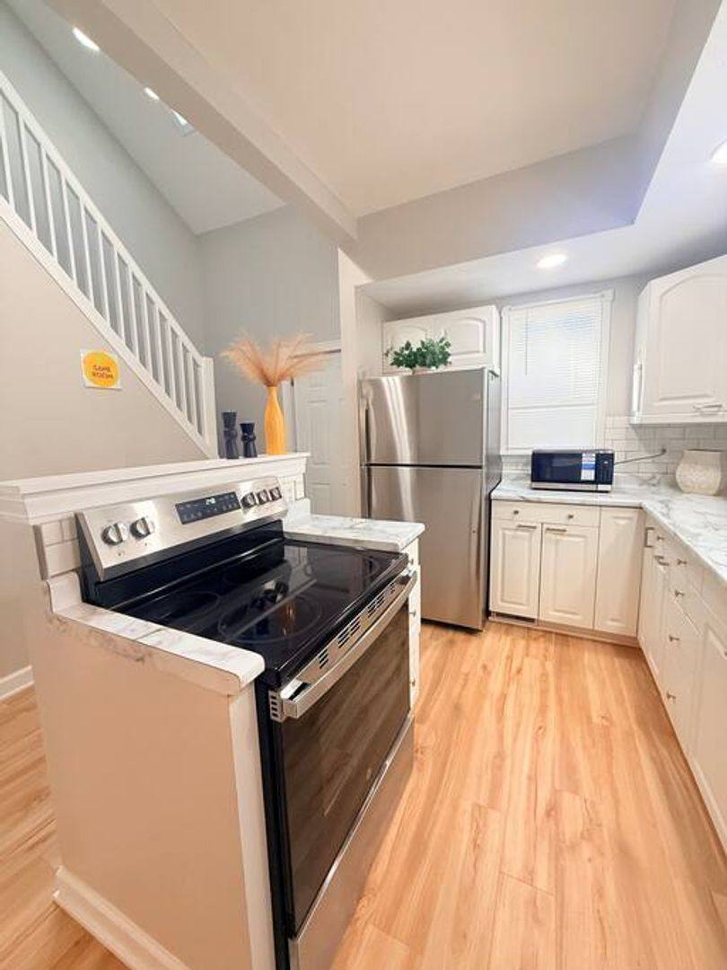 House for rent at 825 No 30th St, Lincoln, NE 68503