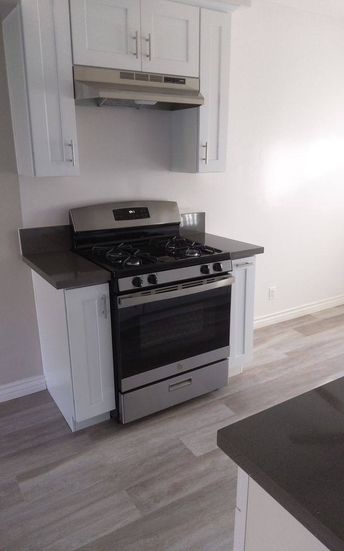 Apartment for rent at 7300 Florence Ave, Downey, CA 90240