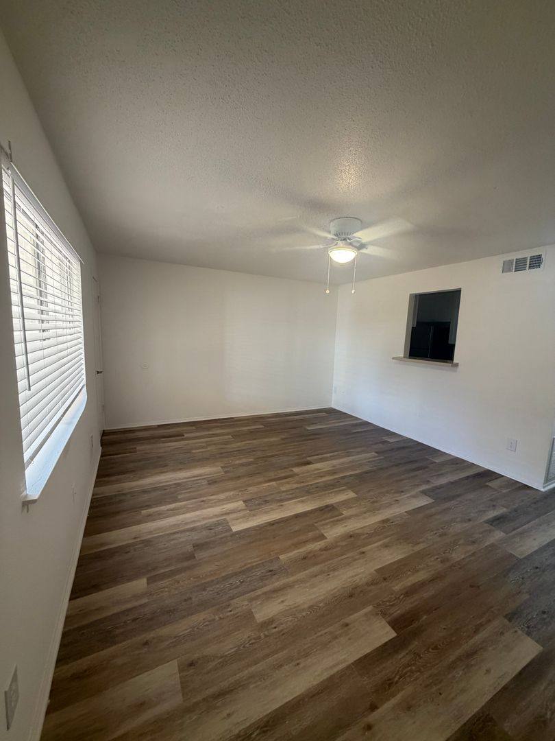 Apartment for rent at 830 N Donahue Dr, Auburn, AL 36832