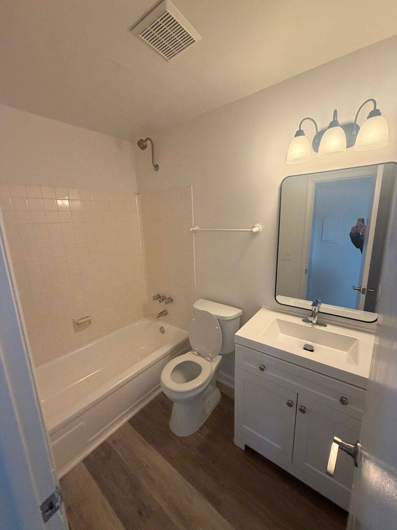 Apartment for rent at 830 N Donahue Dr, Auburn, AL 36832