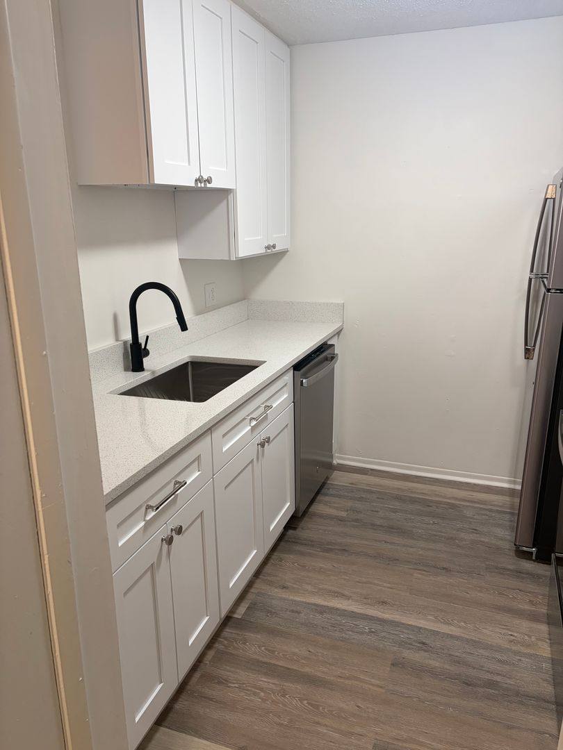 Apartment for rent at 830 N Donahue Dr, Auburn, AL 36832