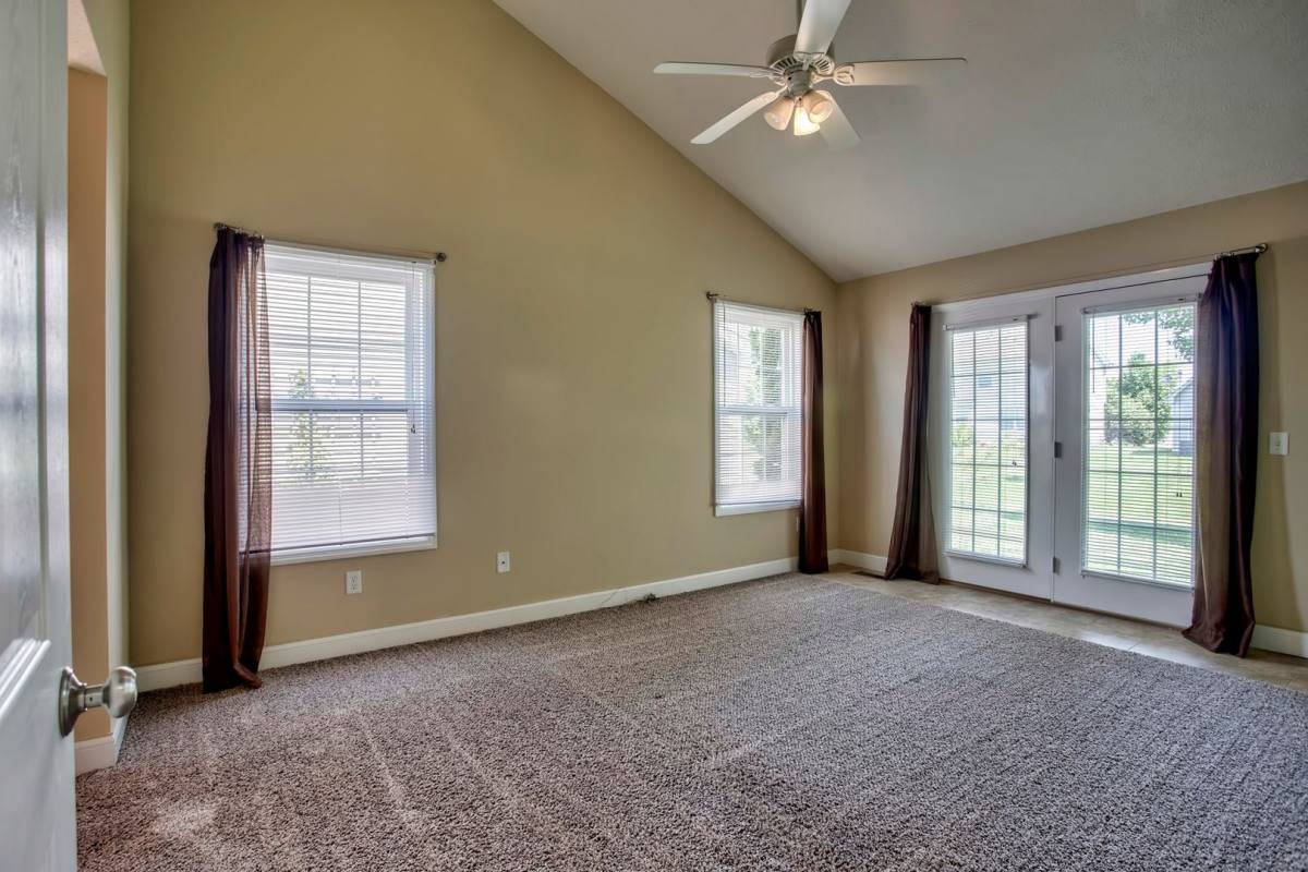 Townhouse for rent at 606 Sunflower St #A, Savoy, IL 61874