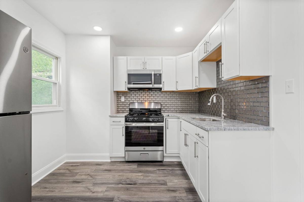 Apartment for rent at 1681 Suburban Ave, Pittsburgh, PA 15216