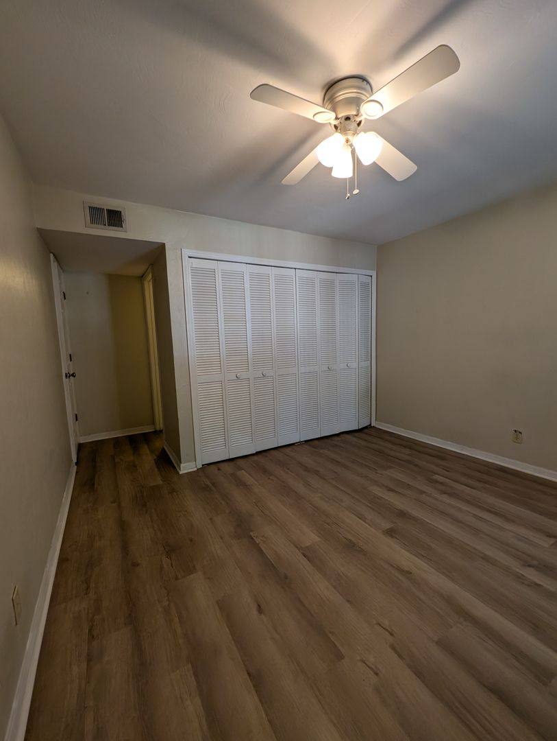 Apartment for rent at 1064 SW 14 Ave, Gainesville, FL 32601