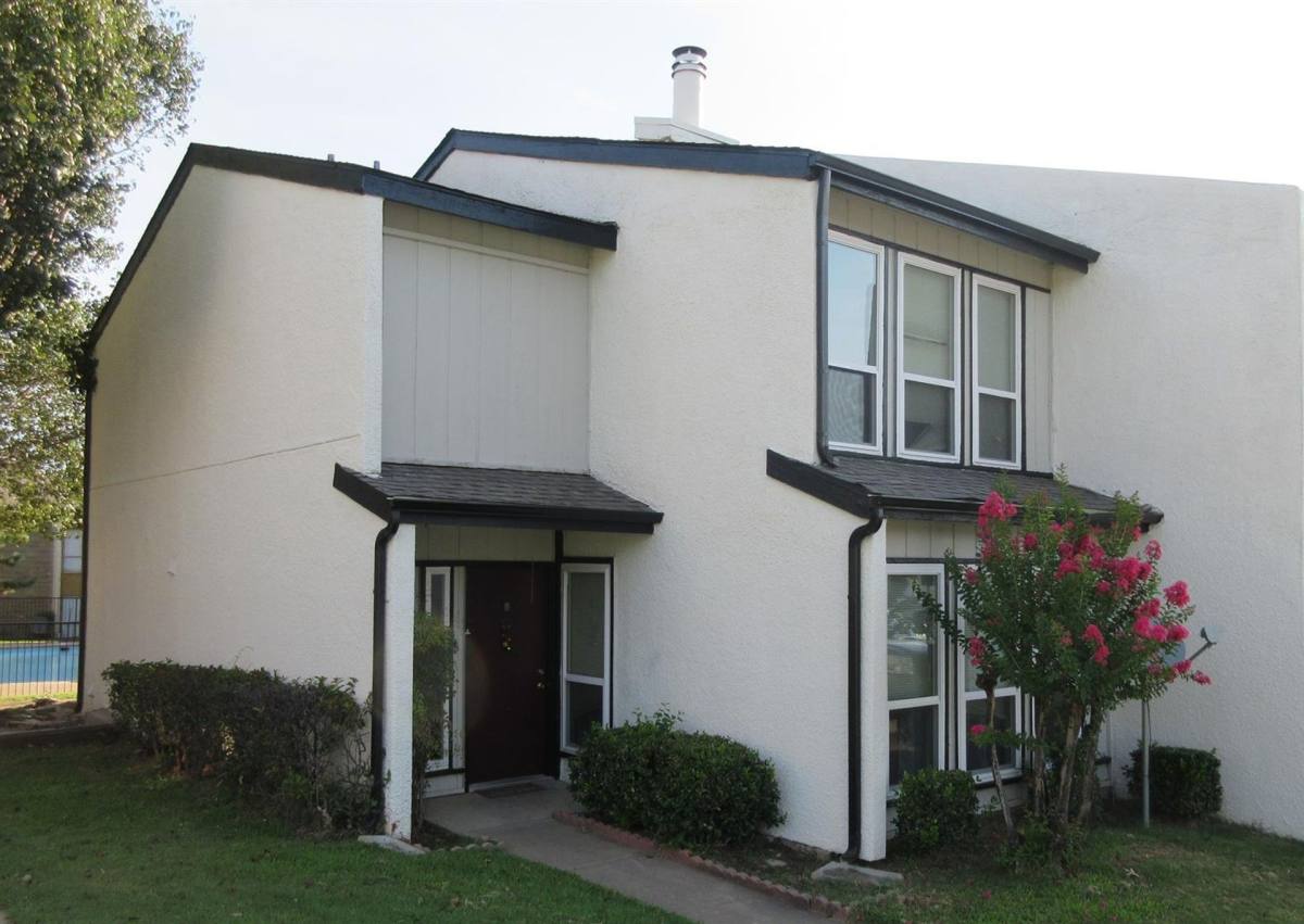 Apartment for rent at 4858 S 78th E Place, Tulsa, OK 74145