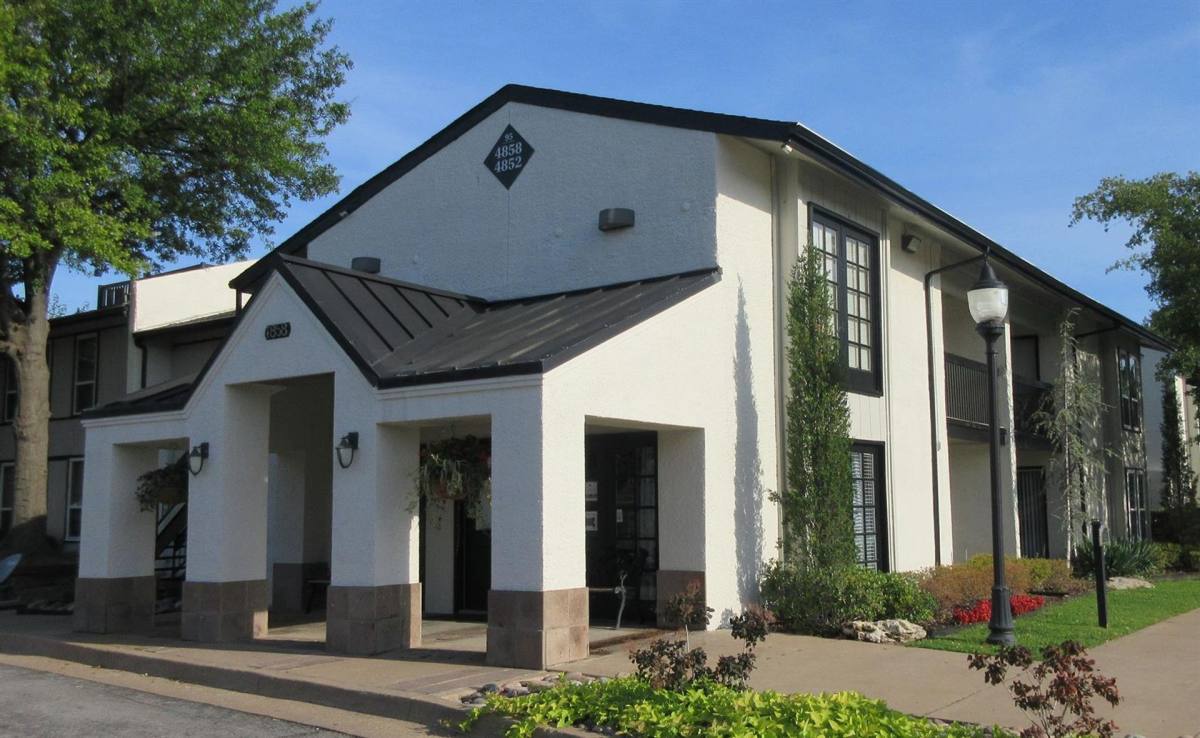 Apartment for rent at 4858 S 78th E Place, Tulsa, OK 74145